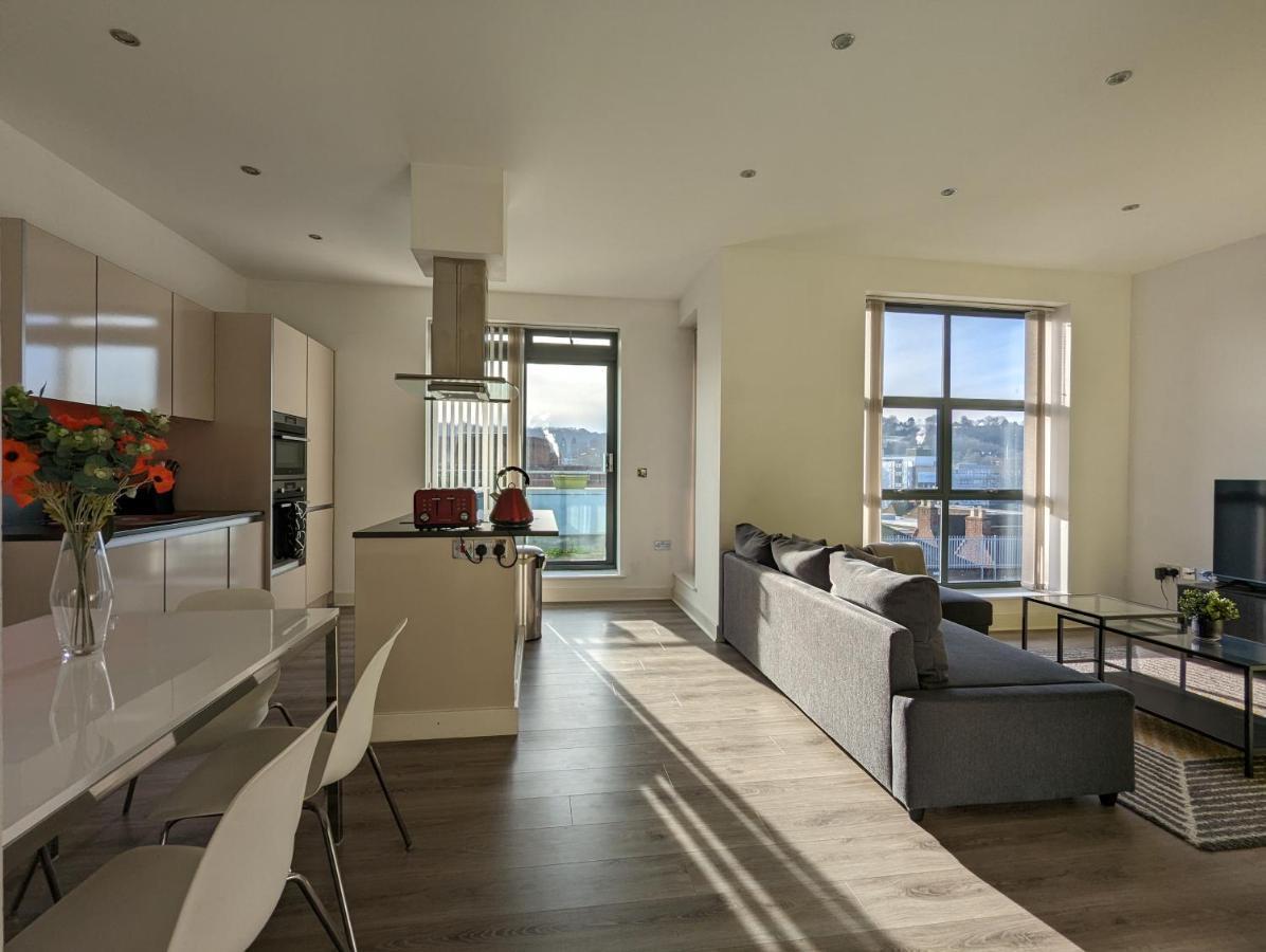 היי וויקומב Bankside By Wycombe Apartments מראה חיצוני תמונה
