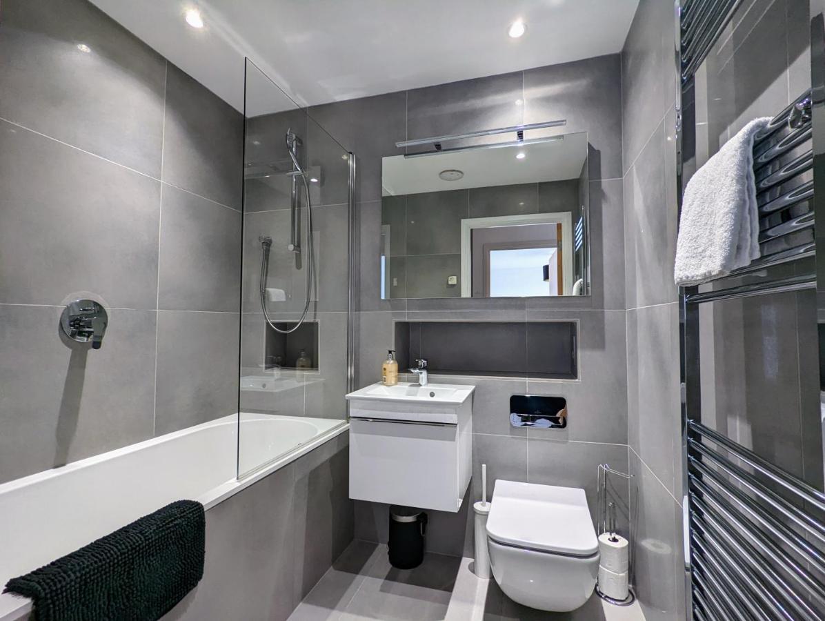 היי וויקומב Bankside By Wycombe Apartments מראה חיצוני תמונה